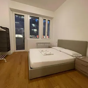 Farolfi Corso Di Porta Vittoria Appartamento