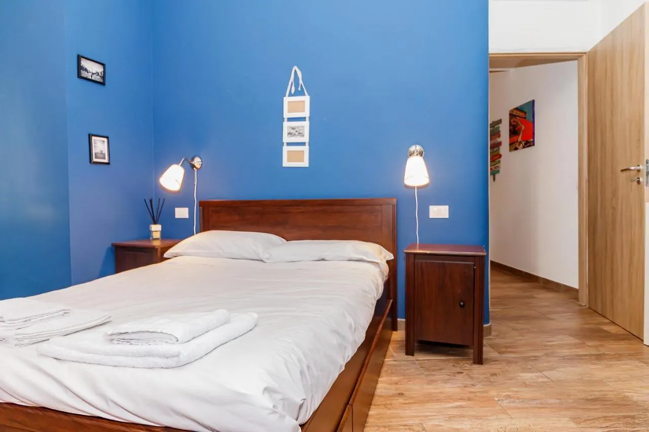 New Apartment Close To Metro Station - City Center Milano Italia