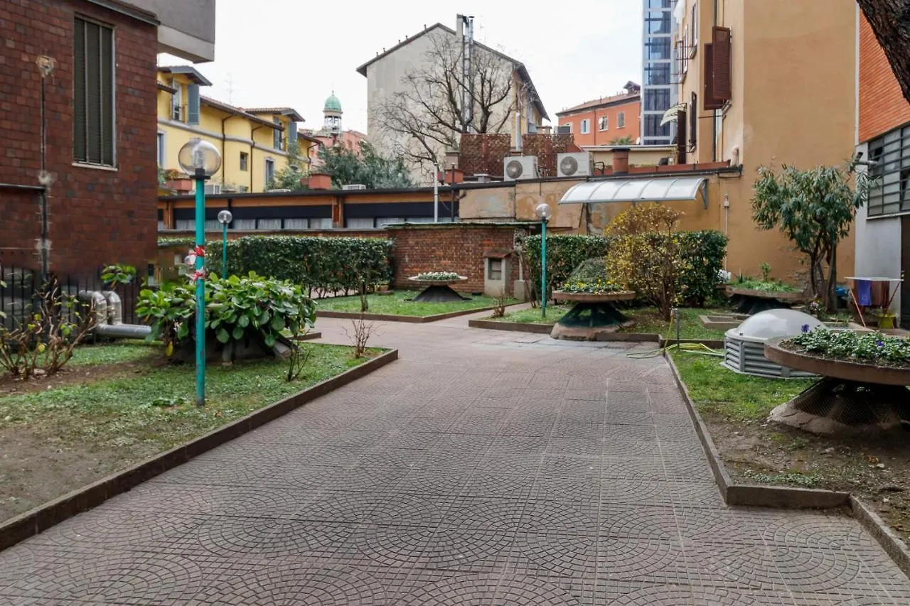 New Apartment Close To Metro Station - City Center Milano